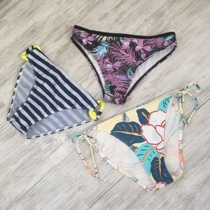 Bundle of 3 Bikini Bottoms S